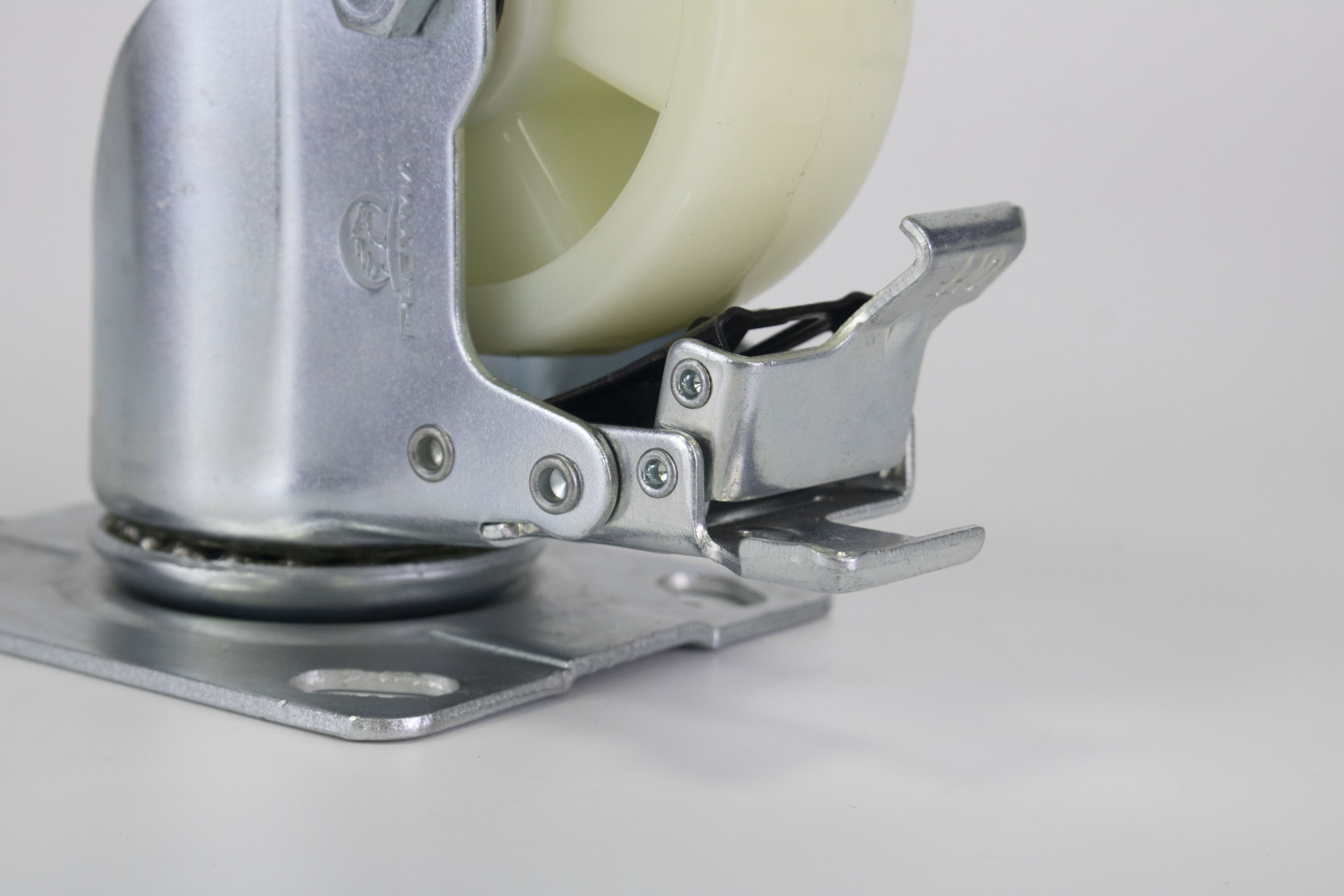 Bánh xe Pleyma PP - Xoay Khóa - 4Inch